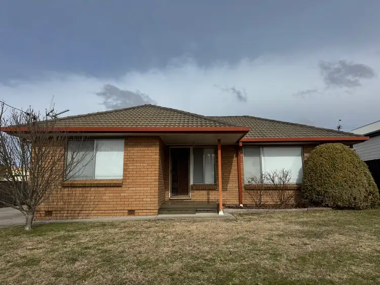 10 Binstead Street, Blayney NSW 2799
