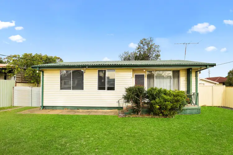 6 & 6a Wilga Street, North St Marys NSW 2760