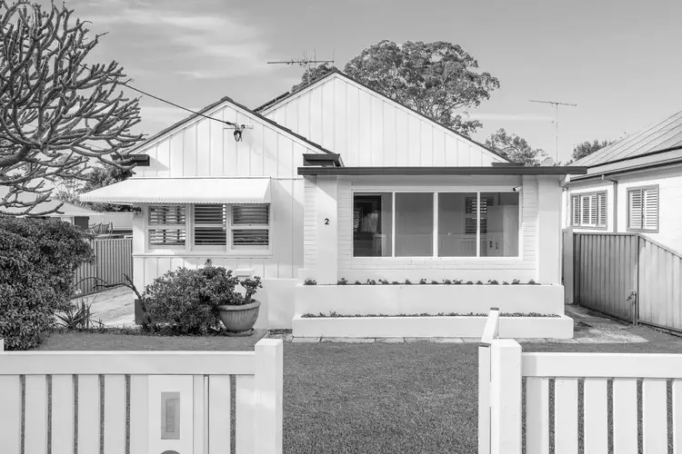 2 Georges River Road