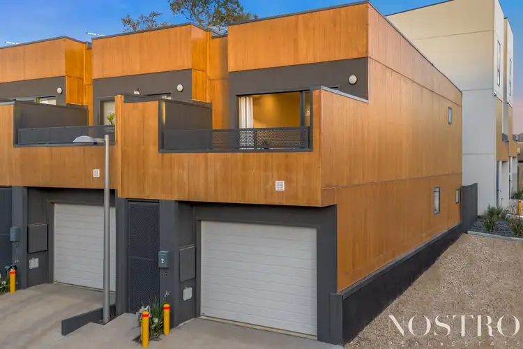 2 Yellowstone Street, South Morang VIC 3752