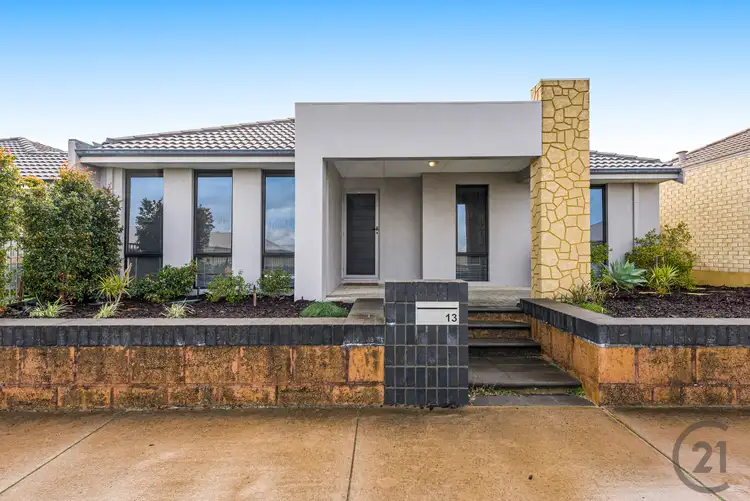 13 Pegus Meander, South Yunderup WA 6208