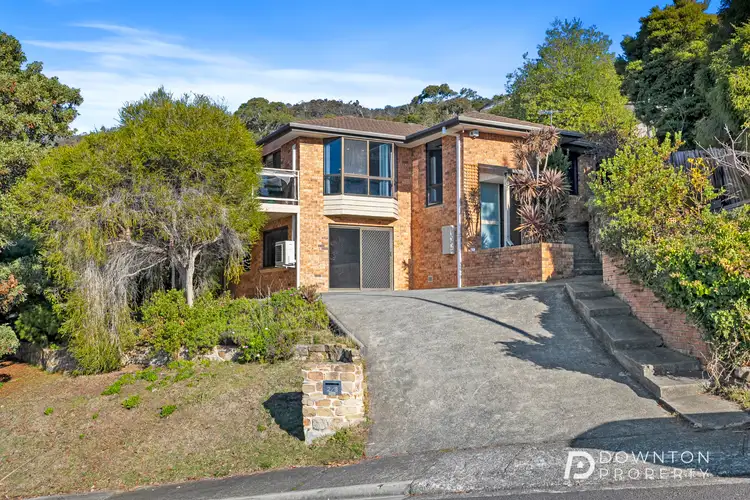 2/8 Dooleys Avenue, Rosetta TAS 7010