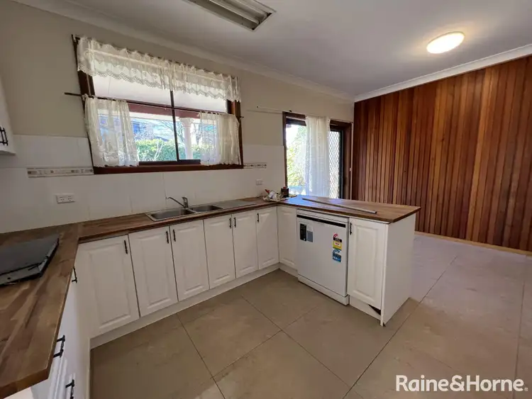 Fourth view of Homely house listing, 9 Pulari Place, Orange NSW 2800
