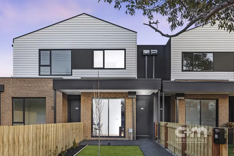 51B Rhodes Pde, Oak Park VIC 3046