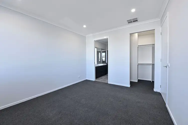 Second view of Homely house listing, 29 Keystone Drive, Sunbury VIC 3429