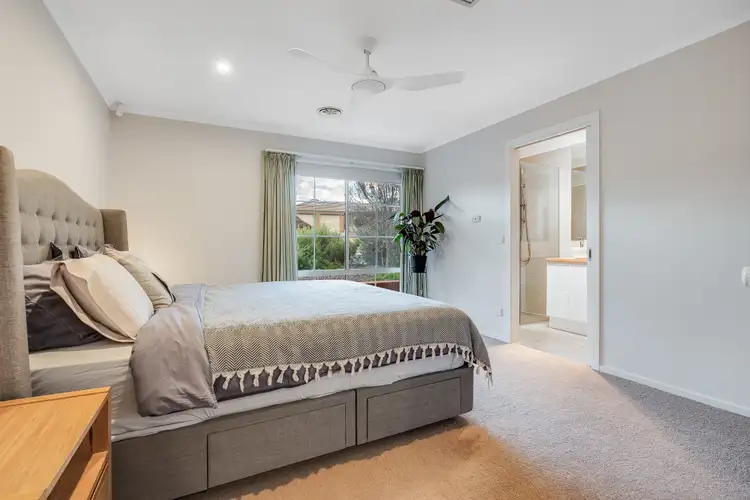 Sixth view of Homely house listing, 32 Falcon Circuit, Wodonga VIC 3690