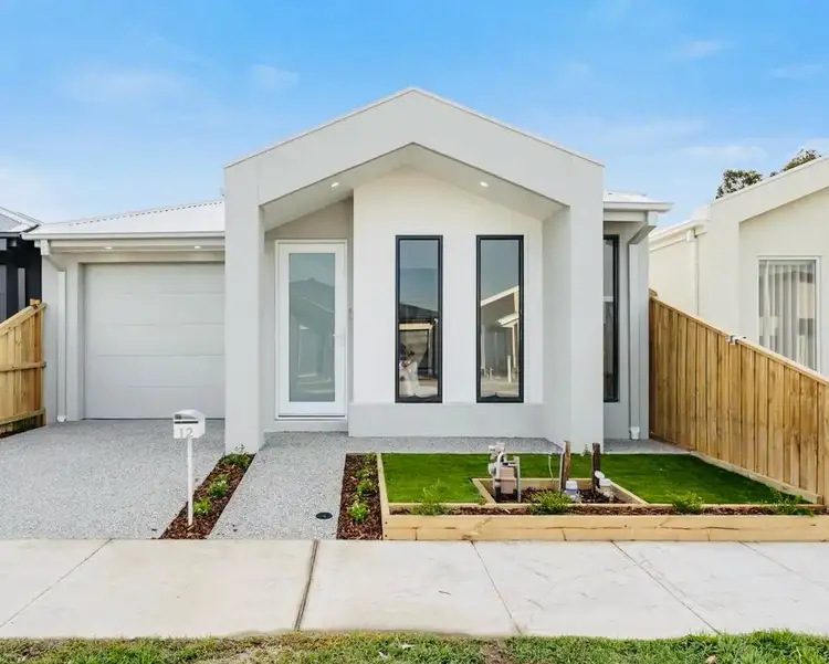 16 Sonny Street, Mickleham VIC 3064
