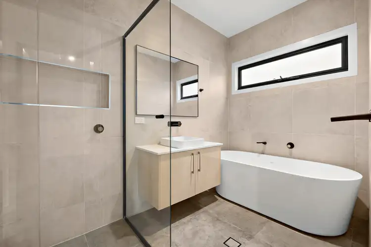 Sixth view of Homely semi-detached listing, 2/6 Raoul Place, Lyons ACT 2606