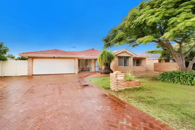 16 Seacom Court, Morley WA 6062