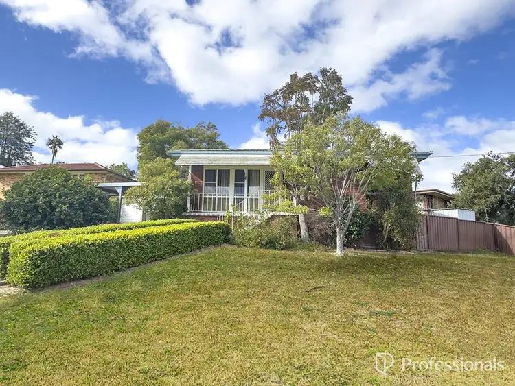2 Fraser Crescent, Oxley Vale NSW 2340