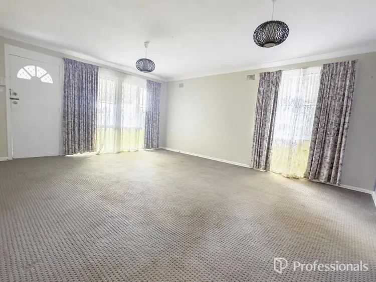 Third view of Homely house listing, 2 Fraser Crescent, Oxley Vale NSW 2340