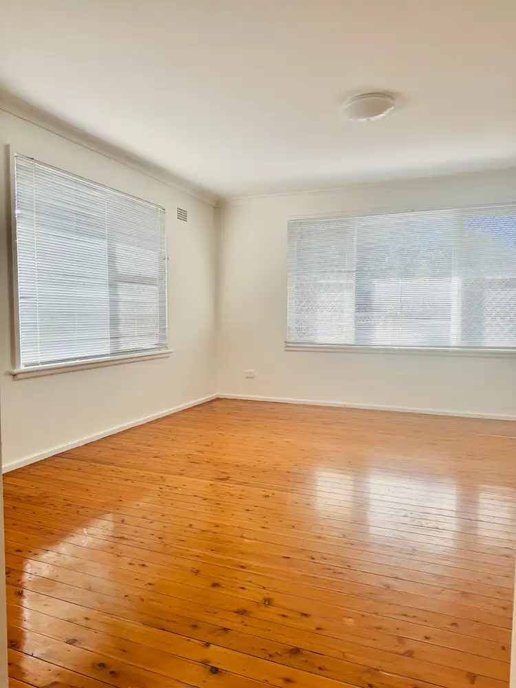 Main view of Homely unit listing, 4/14 Princes Highway, West Wollongong NSW 2500