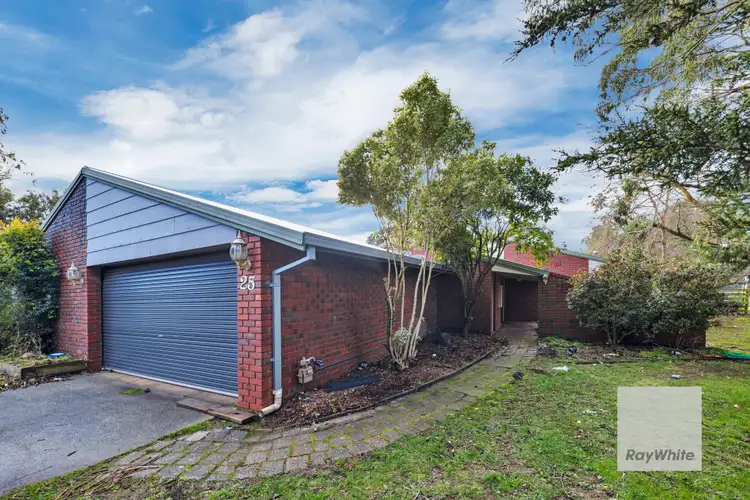 25 Swinburne Avenue