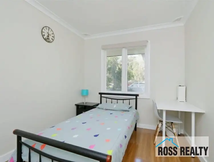 Fifth view of Homely house listing, 2 Kyogle Place, Armadale WA 6112