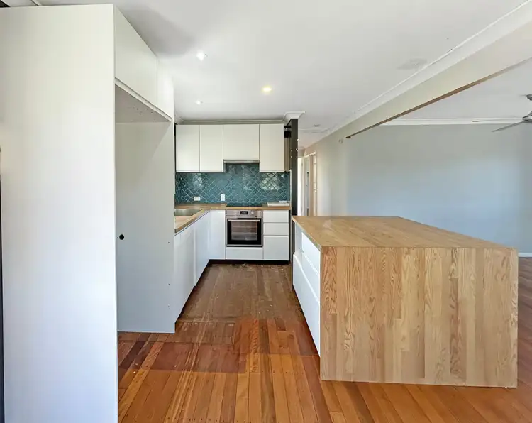 1 Killarney Court, Petrie QLD 4502