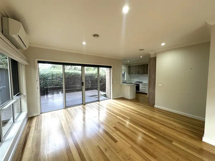 Third view of Homely townhouse listing, 2/6 Borlase Street, Yallambie VIC 3085