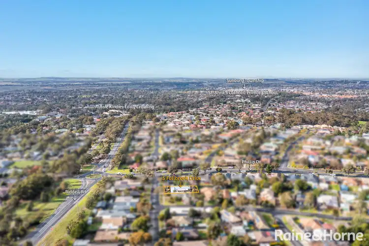 Fifth view of Homely house listing, 5 Fullbrook Drive, Sunbury VIC 3429