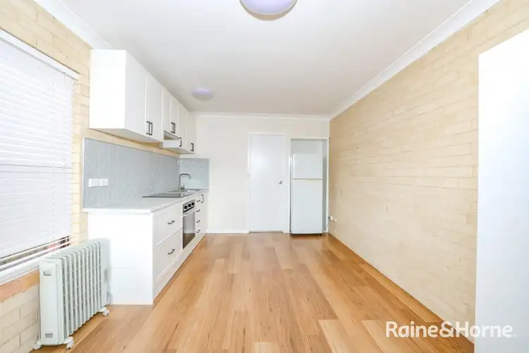 Fifth view of Homely house listing, 2/237 Russell Street, Bathurst NSW 2795