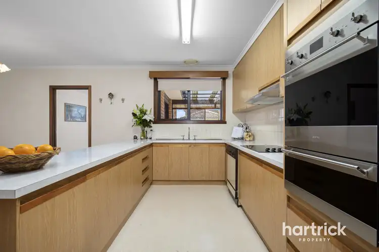 Sixth view of Homely house listing, 8 Lauriston Court, Cheltenham VIC 3192
