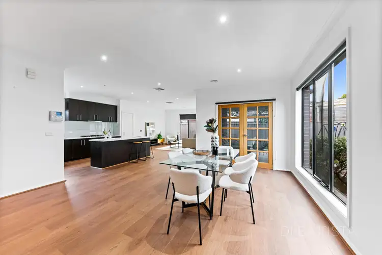 Fifth view of Homely house listing, 30 Berrima Close, Craigieburn VIC 3064