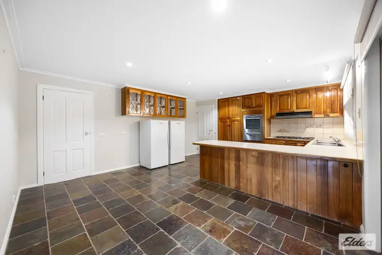 Fourth view of Homely house listing, 2 Glendalough Close, Warragul VIC 3820