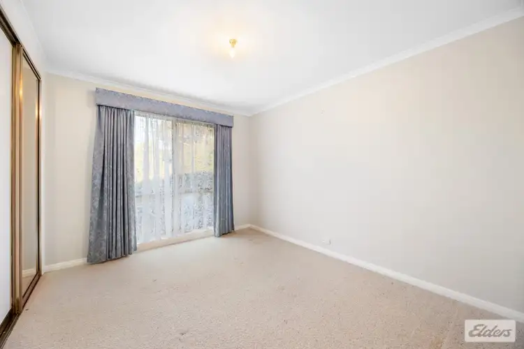 Seventh view of Homely house listing, 2 Glendalough Close, Warragul VIC 3820