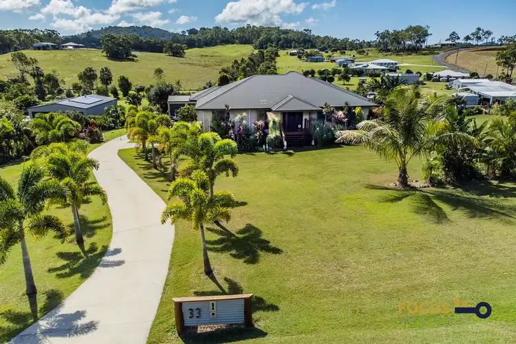 33 Moonlight Dve, Sarina QLD 4737