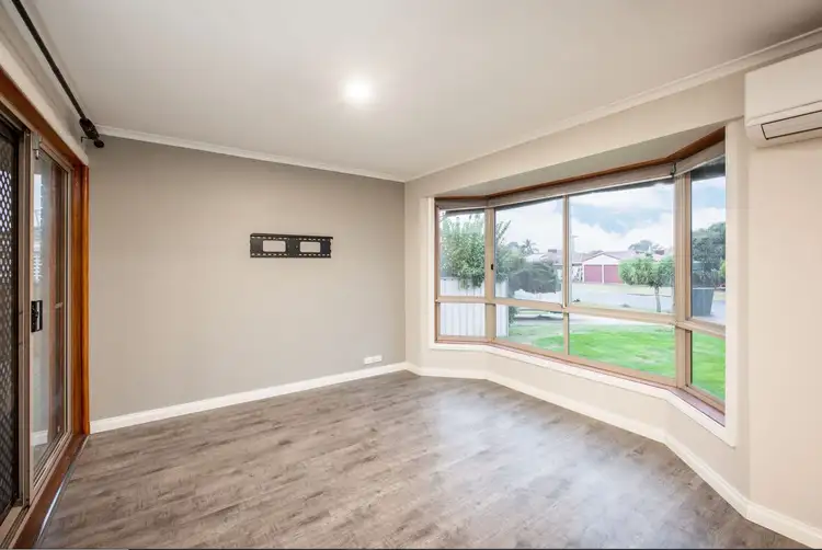 Third view of Homely house listing, 5 Paramount Court, West Wodonga VIC 3690