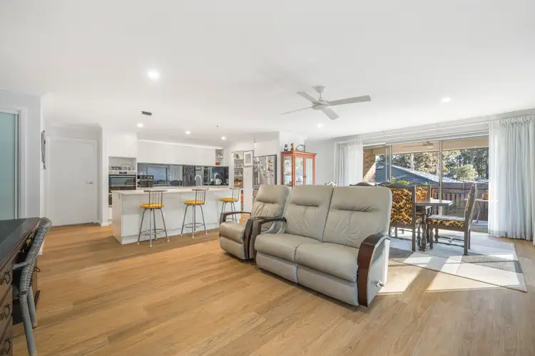 33 Strathallan Terrace, Thrumster NSW 2444