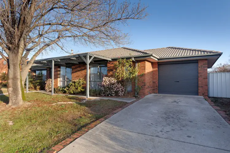 Second view of Homely house listing, 39 Mayfair Drive, West Wodonga VIC 3690