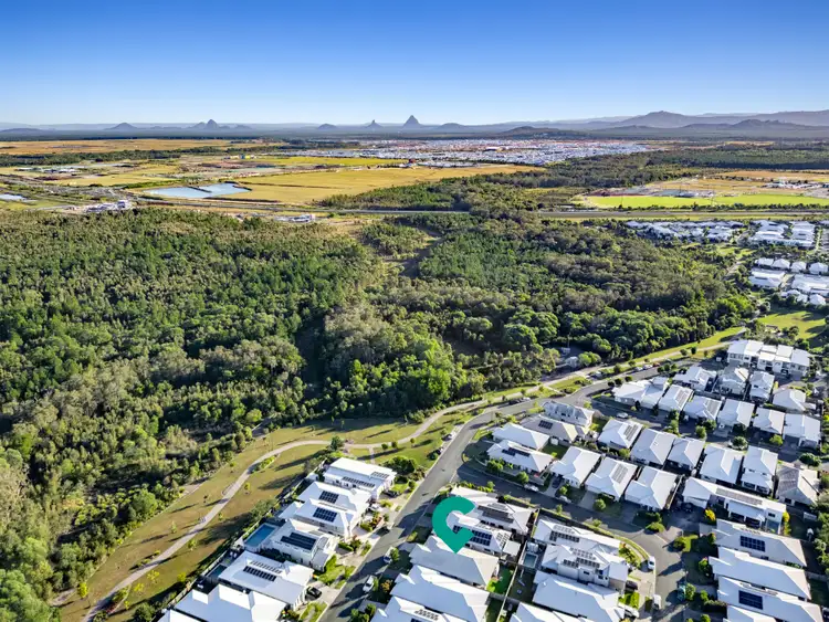 Second view of Homely house listing, 25 Paddington Circuit, Baringa QLD 4551