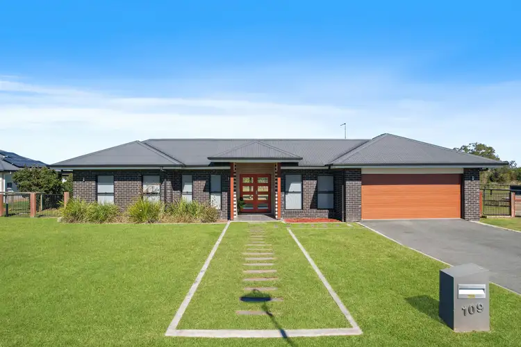 109 Elena Court, Elimbah QLD 4516