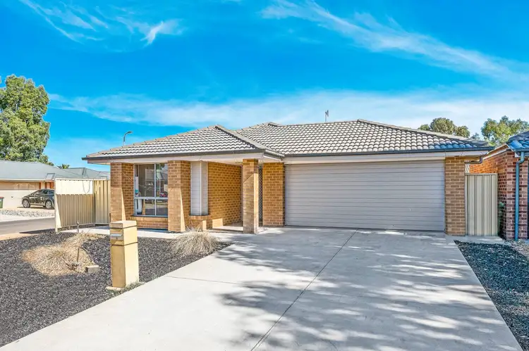 8 Kalamata Court, Munno Para West SA 5115