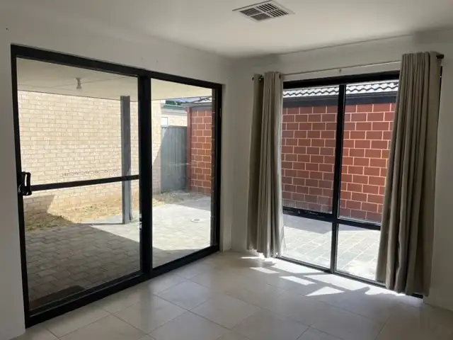 Fifth view of Homely house listing, 92 Jubilee Ave, Success WA 6164