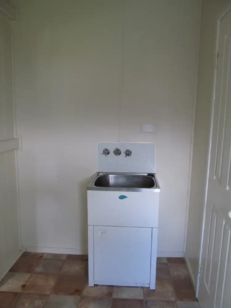 Fifth view of Homely apartment listing, 4/244 Albert Street, Maryborough QLD 4650
