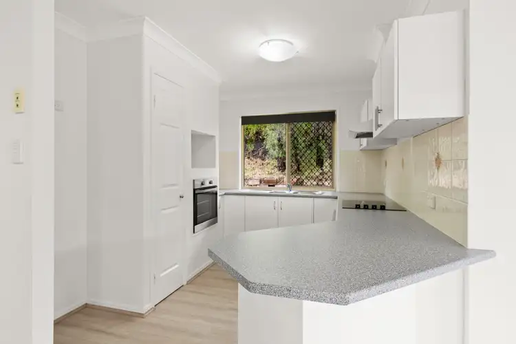 21 Chatfield Street, Edens Landing QLD 4207