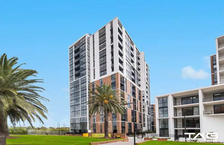 Main view of Homely unit listing, 129/1 Maple Tree Road, Westmead NSW 2145