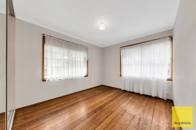 Fifth view of Homely house listing, 4 Robertson Crescent, Laverton VIC 3028