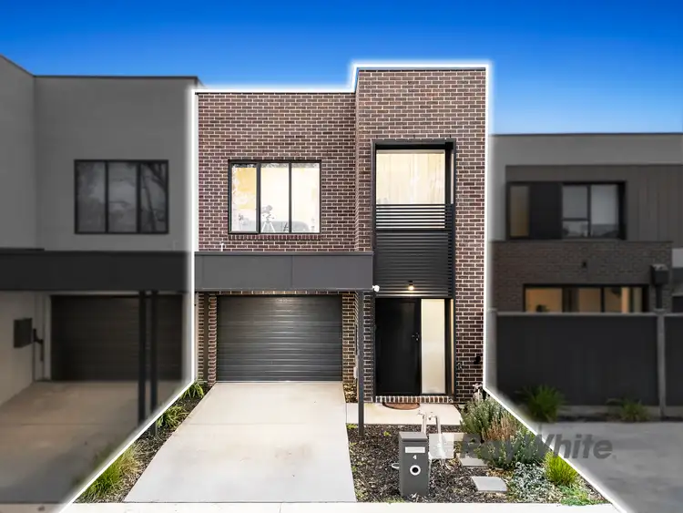 Second view of Homely house listing, 4 Bonnie Crescent, Keysborough VIC 3173