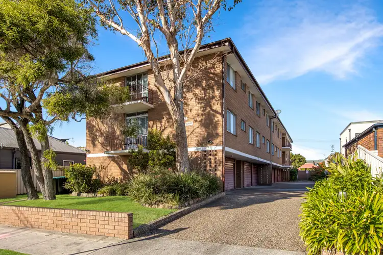 Main view of Homely unit listing, 4/54 Railway Street, Merewether NSW 2291