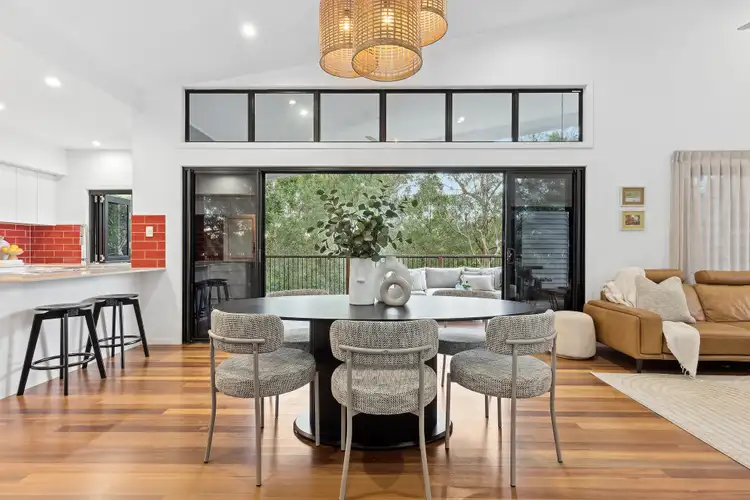 15 Eveleigh Street, Arana Hills QLD 4054