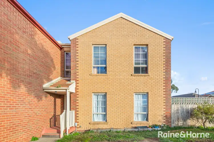 12/7 Whiltshire Drive, Roxburgh Park VIC 3064