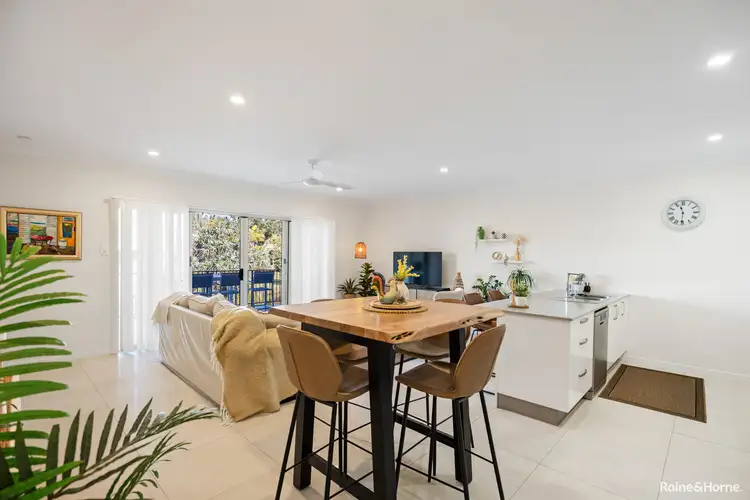 Fourth view of Homely unit listing, 4/3-15 Shell Street, Urangan QLD 4655