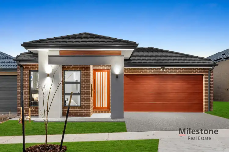 8 Pebble Road,, Pakenham VIC 3810