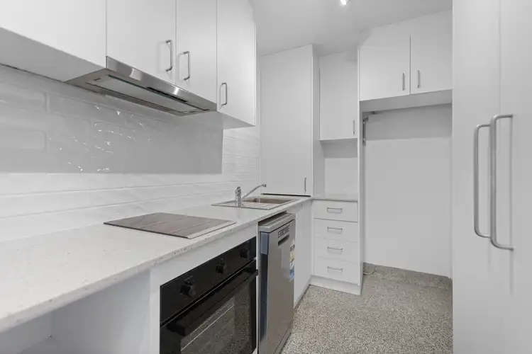 Main view of Homely unit listing, 2/5 Westerham Street, Taringa QLD 4068