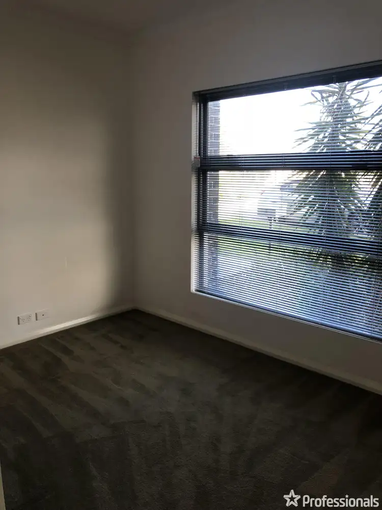Fifth view of Homely townhouse listing, 24/1 Pitta Corner, Success WA 6164