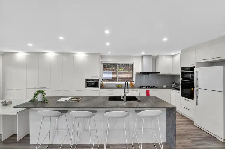 10 Federation Place, Frenchs Forest NSW 2086
