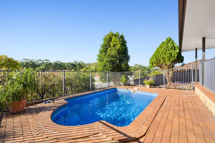 3 Galapagos Way, Pacific Pines QLD 4211