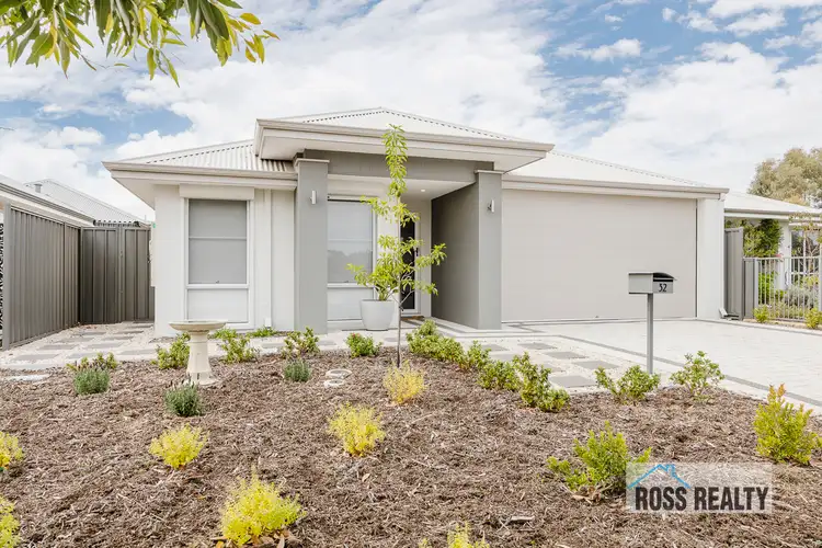 Second view of Homely house listing, 32 Sugargum Rise, Kiara WA 6054