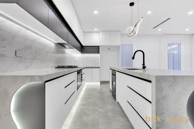 Fifth view of Homely house listing, 34 Honeypot Circuit, Mickleham VIC 3064